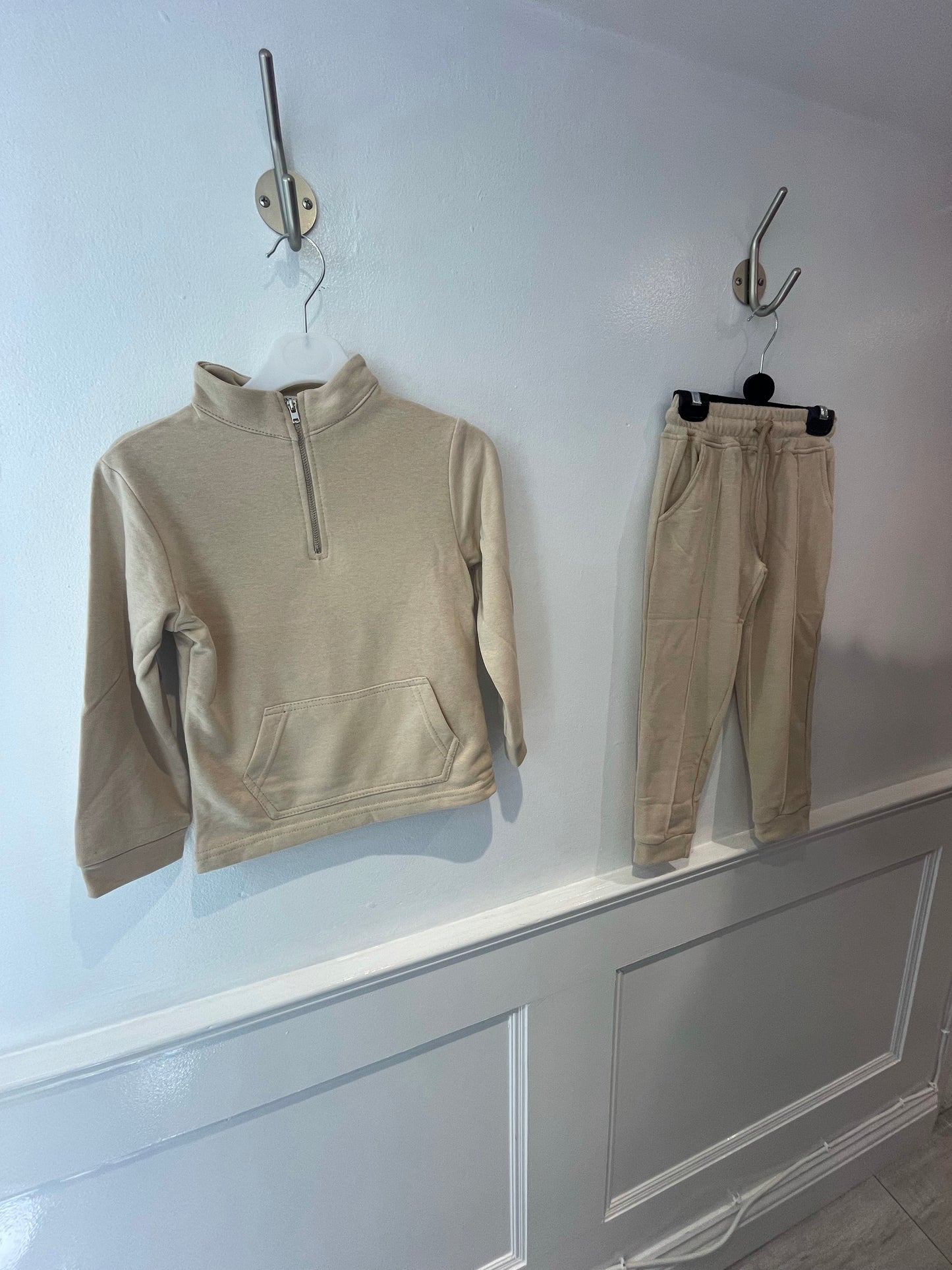 SVEN Tracksuit Beige